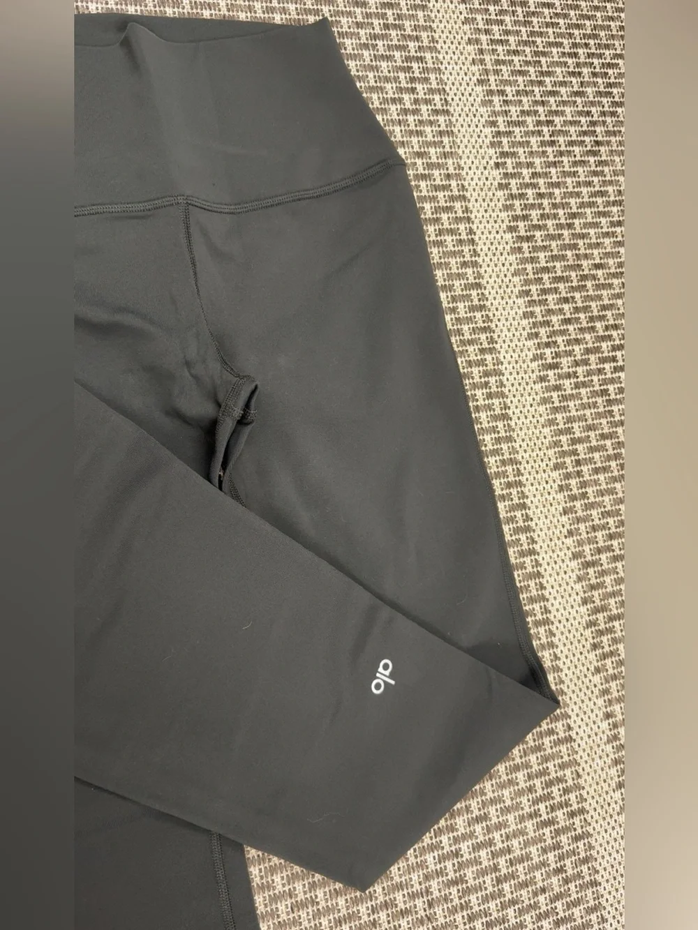 Alo Yoga 7/8 Airbrush Bootcut Legging in Charcoal Green